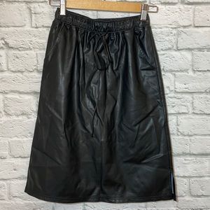 New R | Label The Reset Black Vegan Leather Aline Skirt Size XS